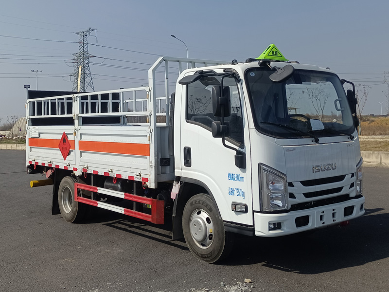 楚勝牌CSC5070TQPJW6氣瓶運輸車